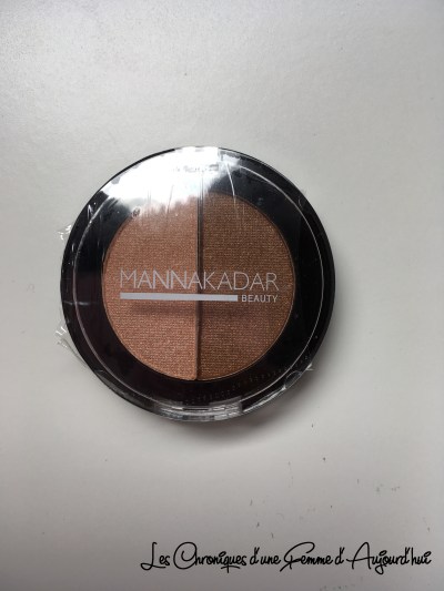 Birchbox - Manna Kadar Cosmetics - Bronzer Highlighter